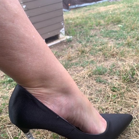 JACOBIES Woman's Pump Heels “DORSA “-  Black Satin  With Christals on heels. - Picture 14 of 15